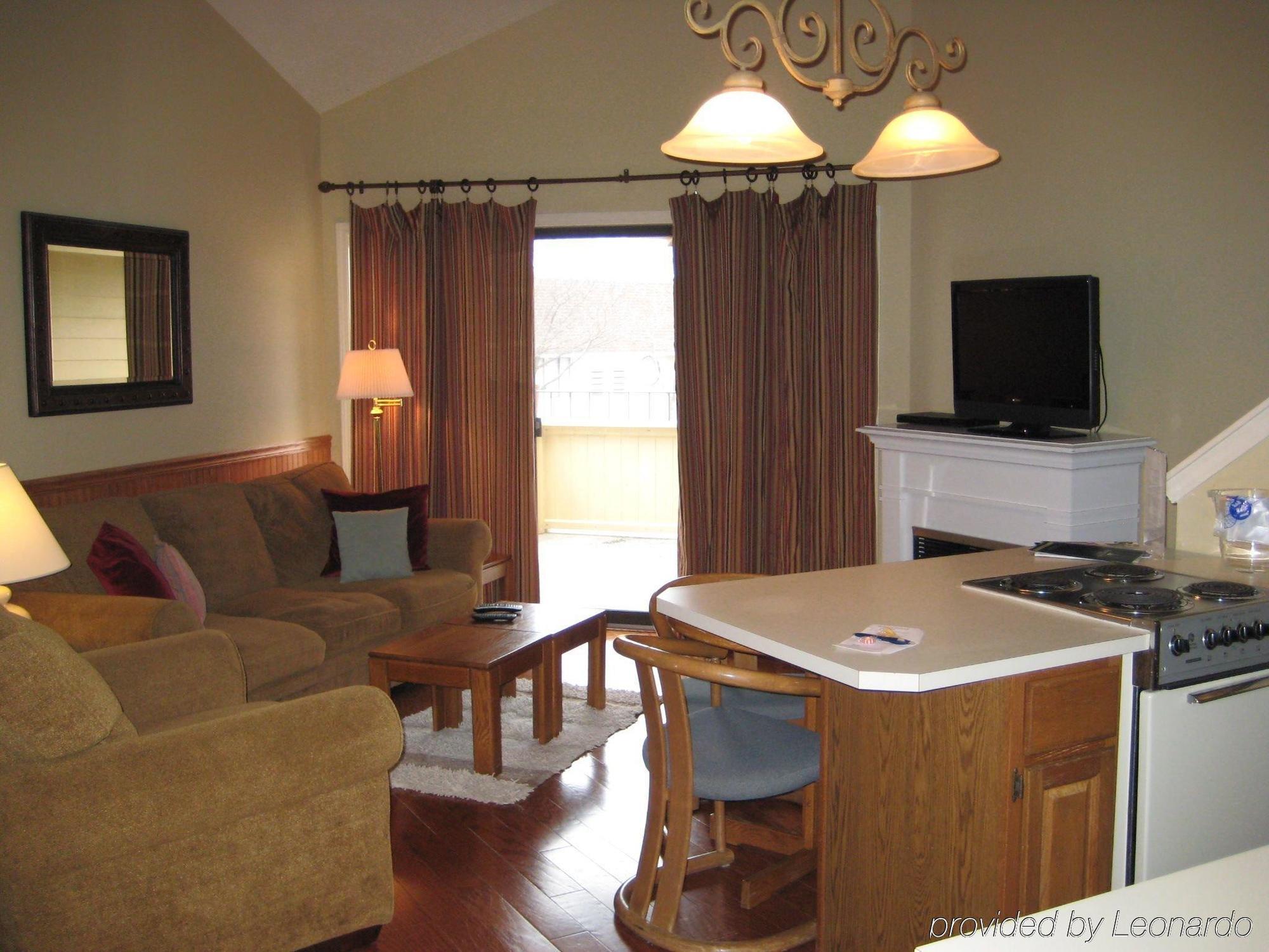 Pointes North Inn Charlevoix Rum bild